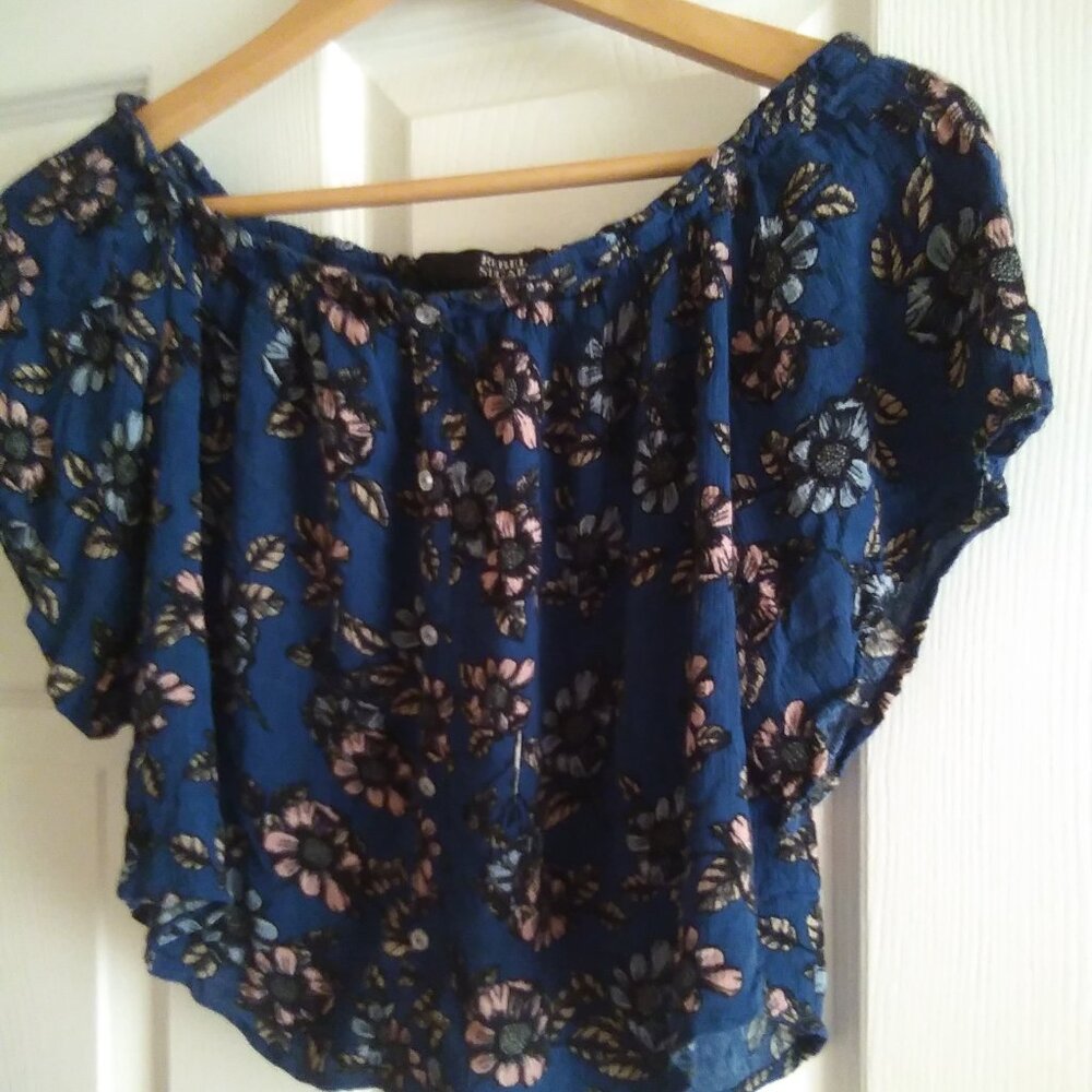 Rebel Sugar Crop top